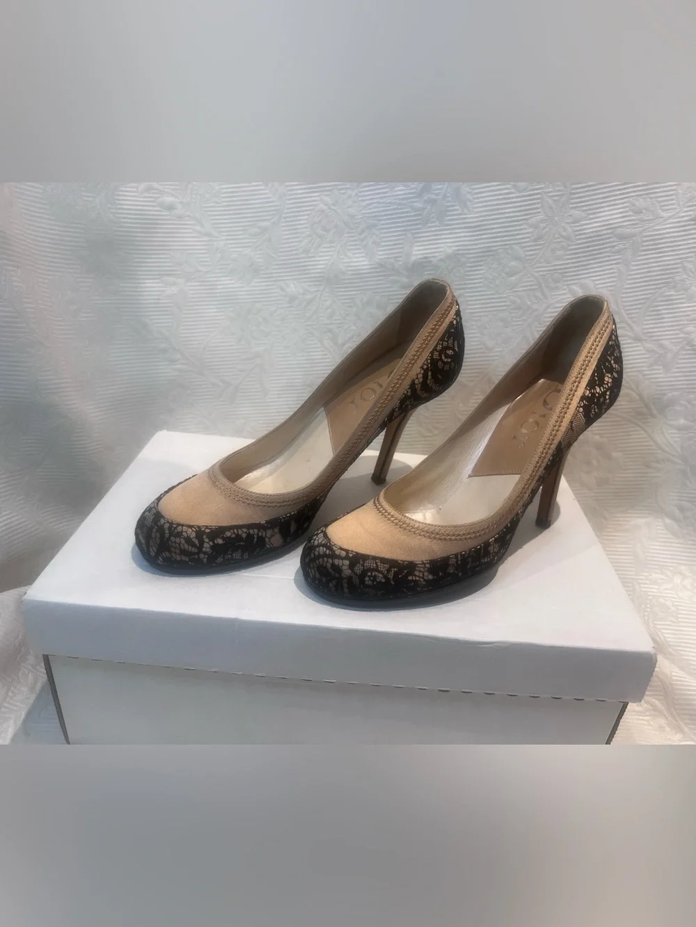 Christian Dior Women High Heel Shoes 7.5 Size 38 Tan Black Filigree Lace 3